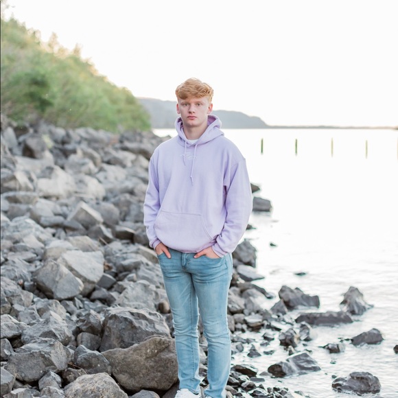 Meet your Posher, Bode - Picture 1 of 1